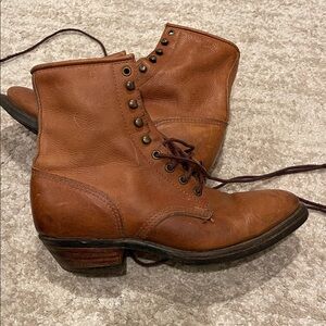 Vibram Brown Leather Boots Size 8